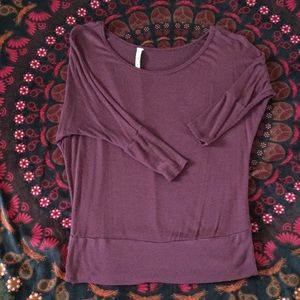 Minimi off the shoulder burgundy blouse
